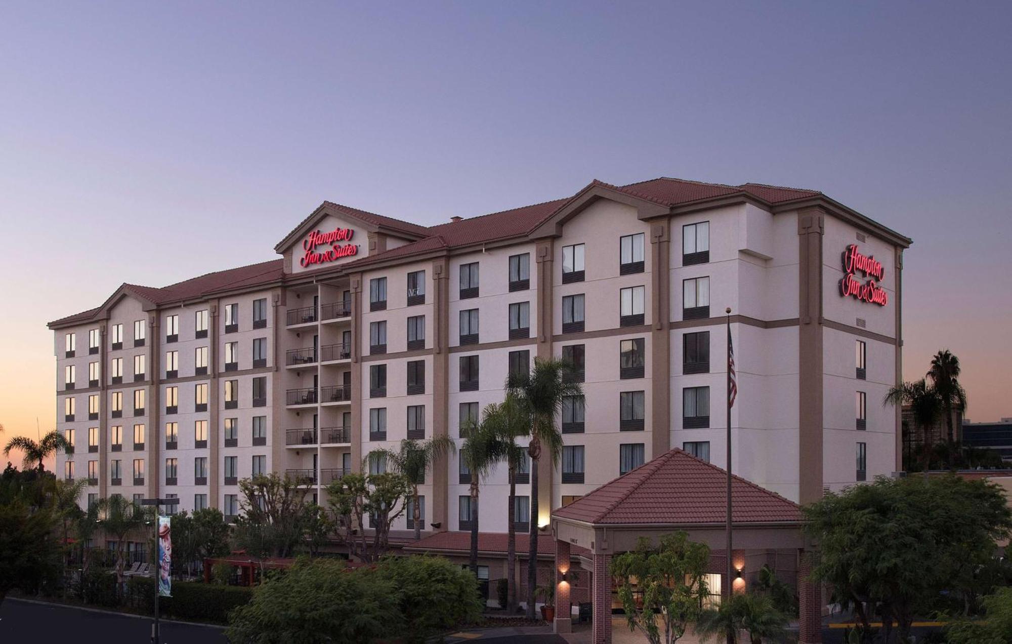 Hampton Inn & Suites Anaheim Garden Grove Eksteriør billede