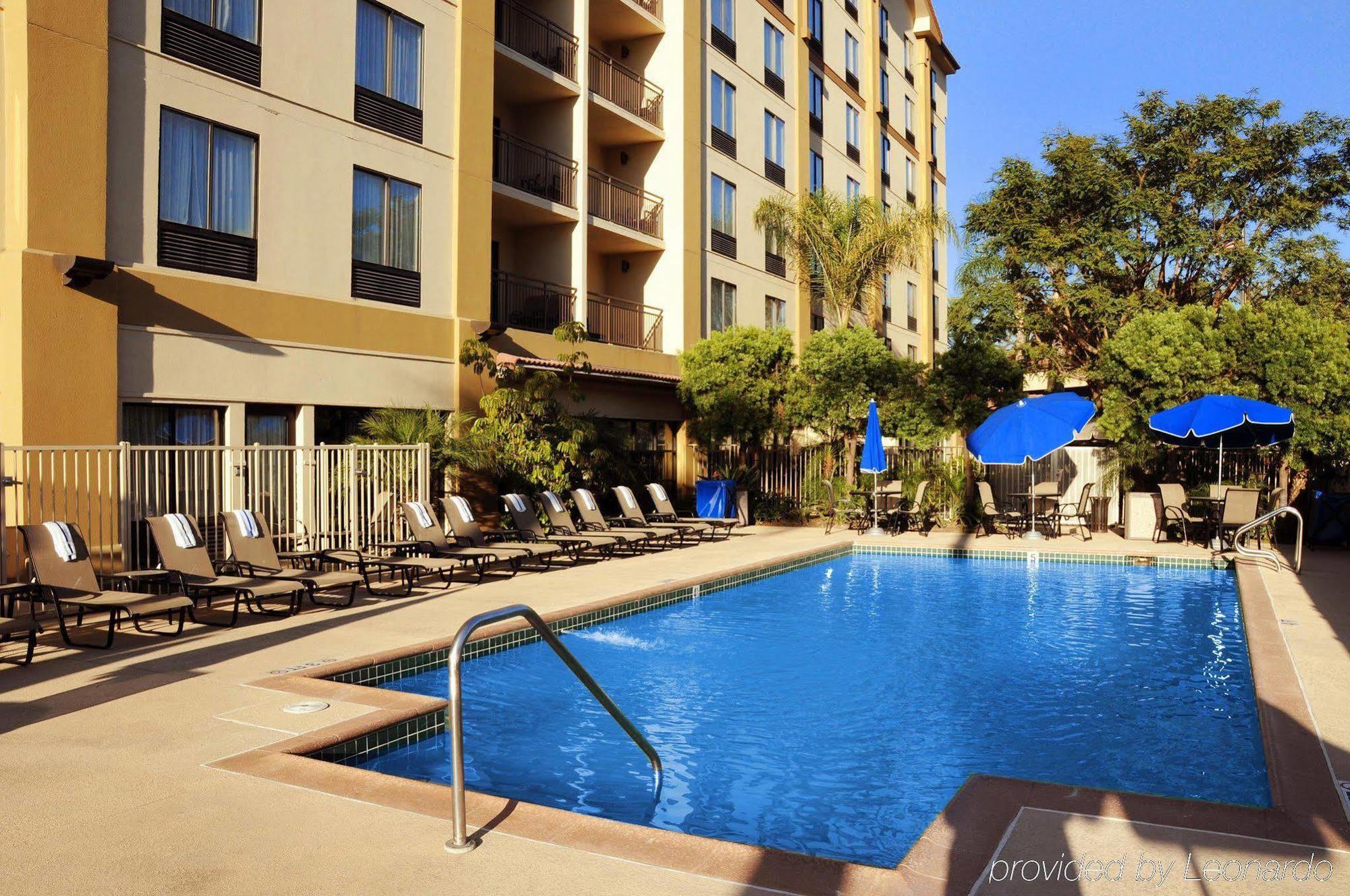 Hampton Inn & Suites Anaheim Garden Grove Eksteriør billede