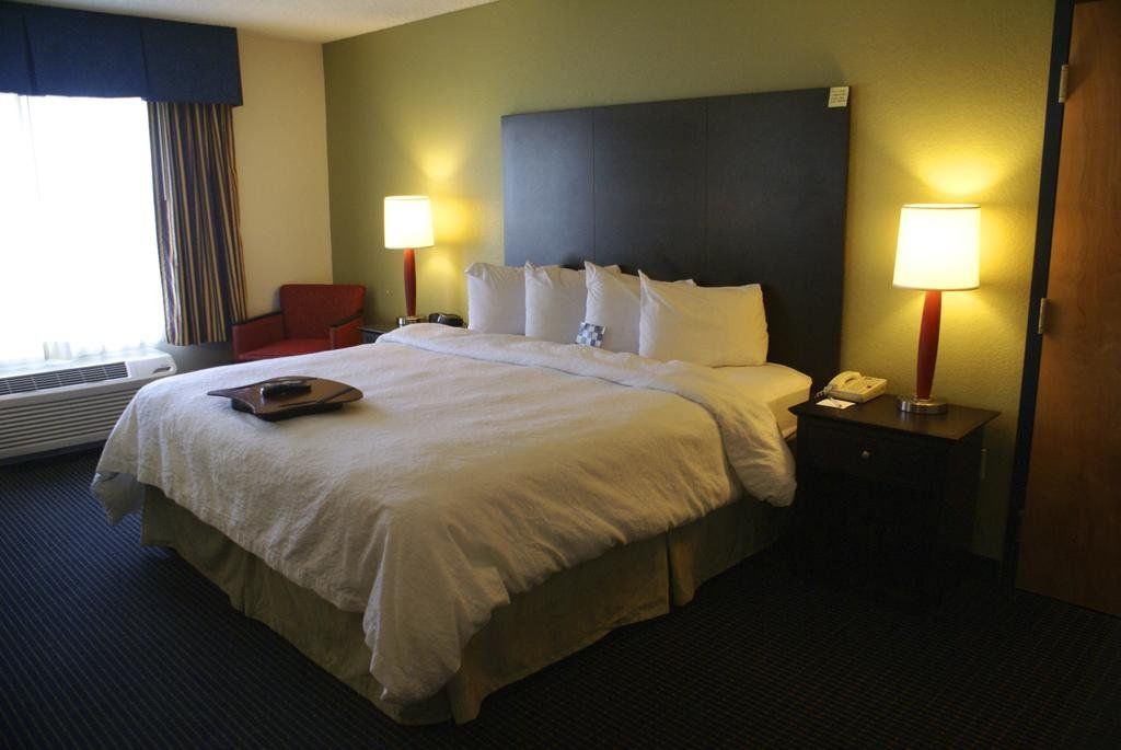 Hampton Inn & Suites Anaheim Garden Grove Eksteriør billede